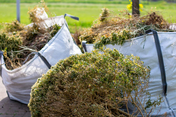 Best Commercial Junk Removal  in Greilickville, MI